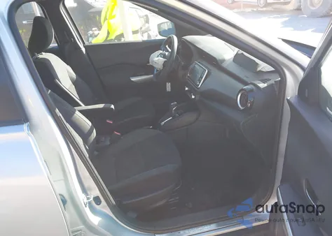 2019 Nissan Kicks Sv из США, поврежденный, VIN 3N1CP5CU9KL503779